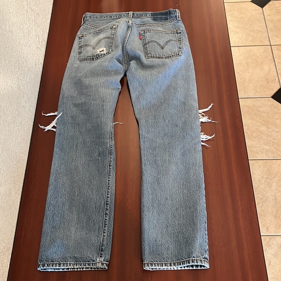 Levi’s Jeans - Picture 5 of 7